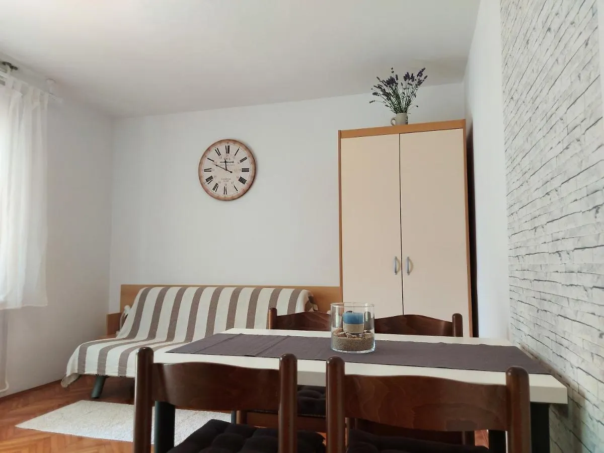 Apartment Nina Rovinj